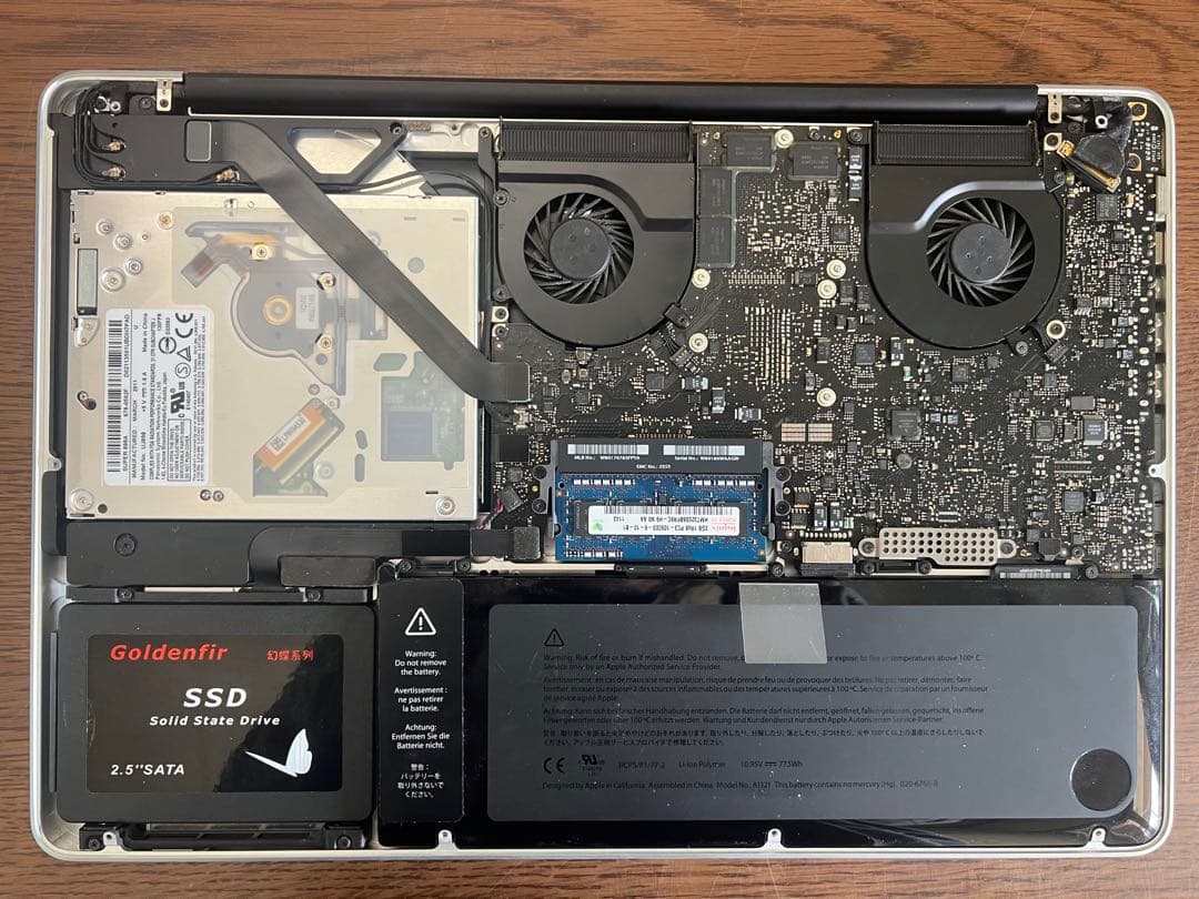 MacBookPro15インチMid2010 ジャンク扱いで