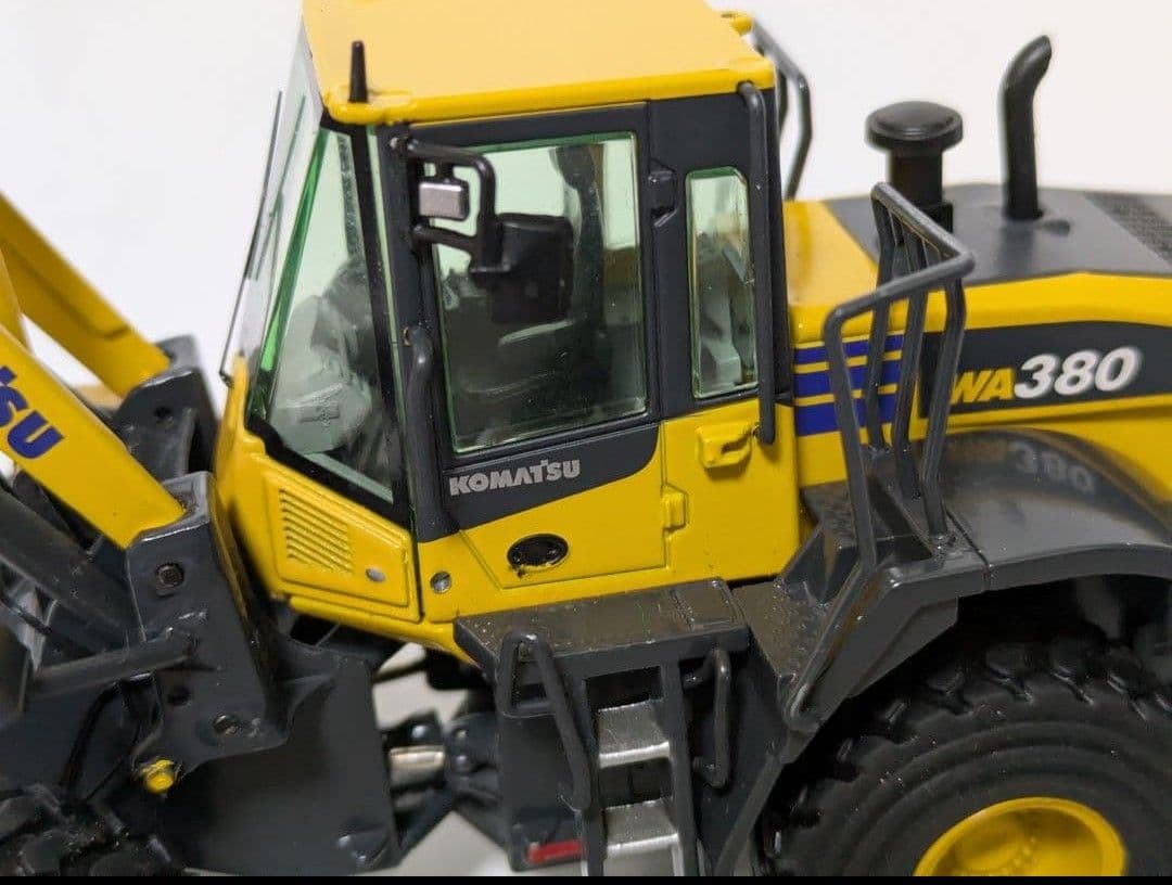 コマツ WA380-7 1/50 ホイールローダー 難あり