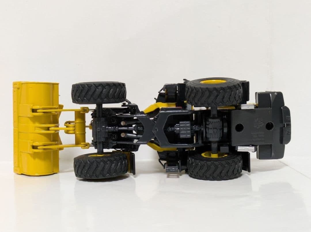 コマツ WA380-7 1/50 ホイールローダー 難あり