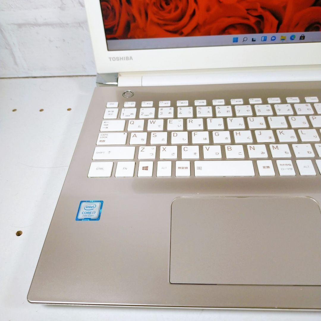 Core i7 メモリ8gb 爆速ssdノートパソコンWindows11　薄型a
