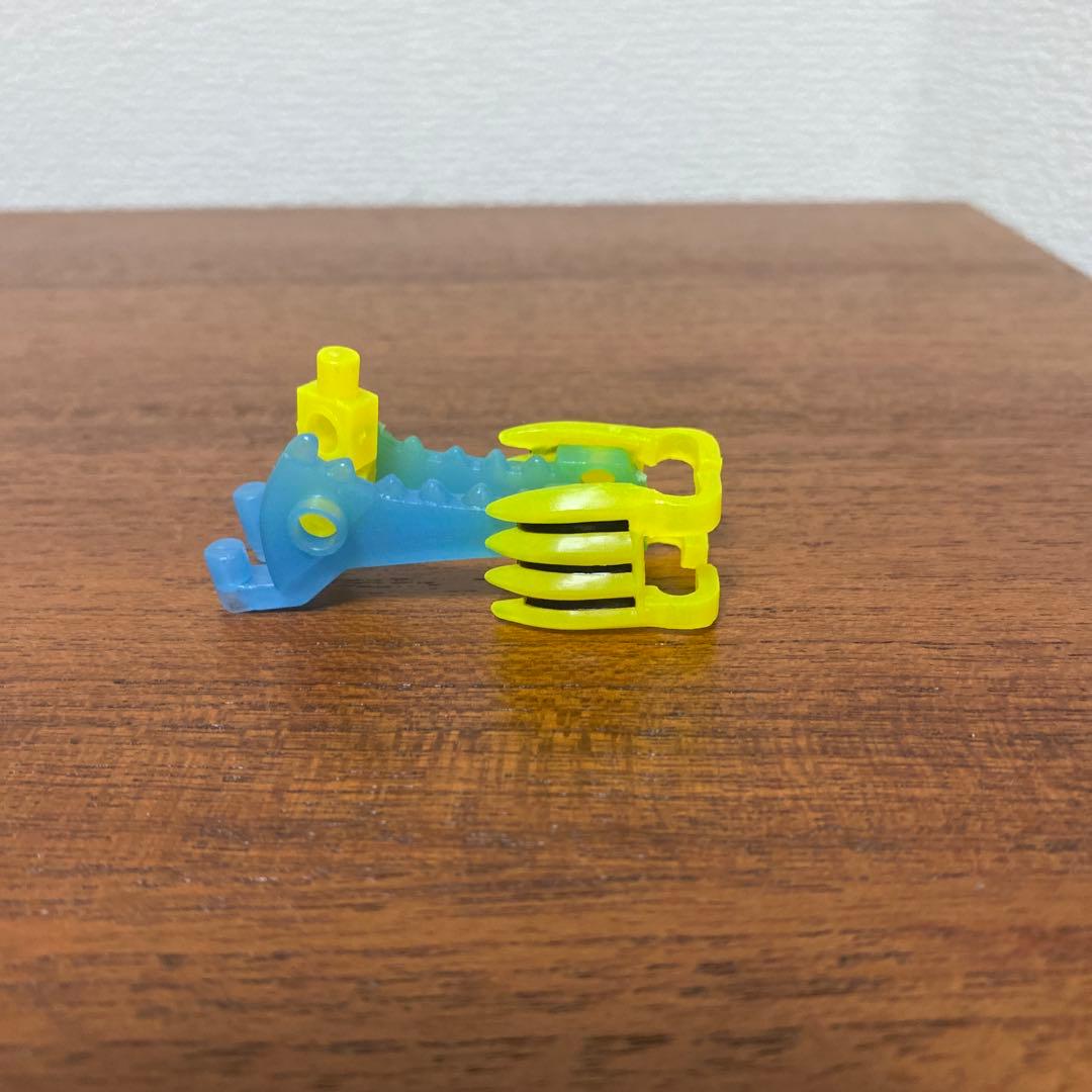 カバヤ　ほねほねザウルス　ほねほねバジリスク　食玩　ミニプラ