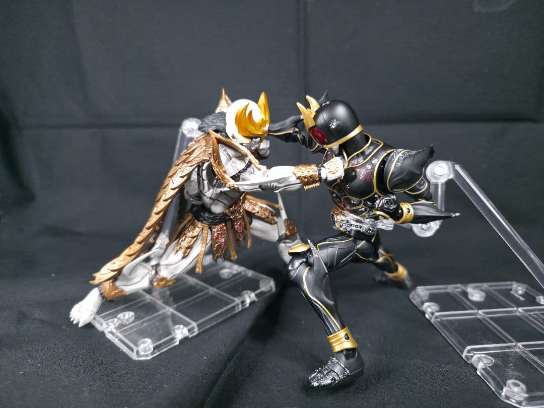 真骨彫 フィギュアーツ仮面ライダークウガ 九郎ヶ岳の死闘セット アルティメット