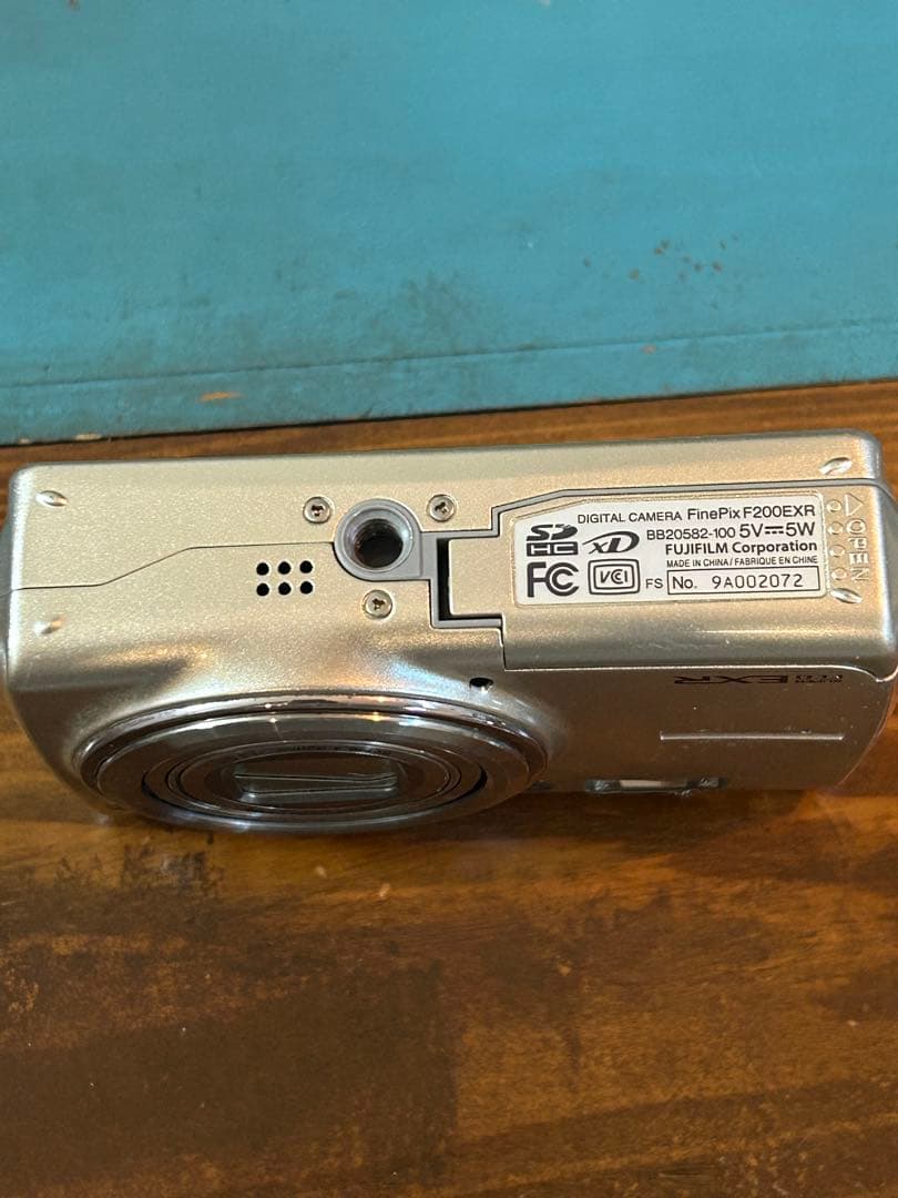 FUJIFILM FINEPIX EXR F200 5倍ズーム