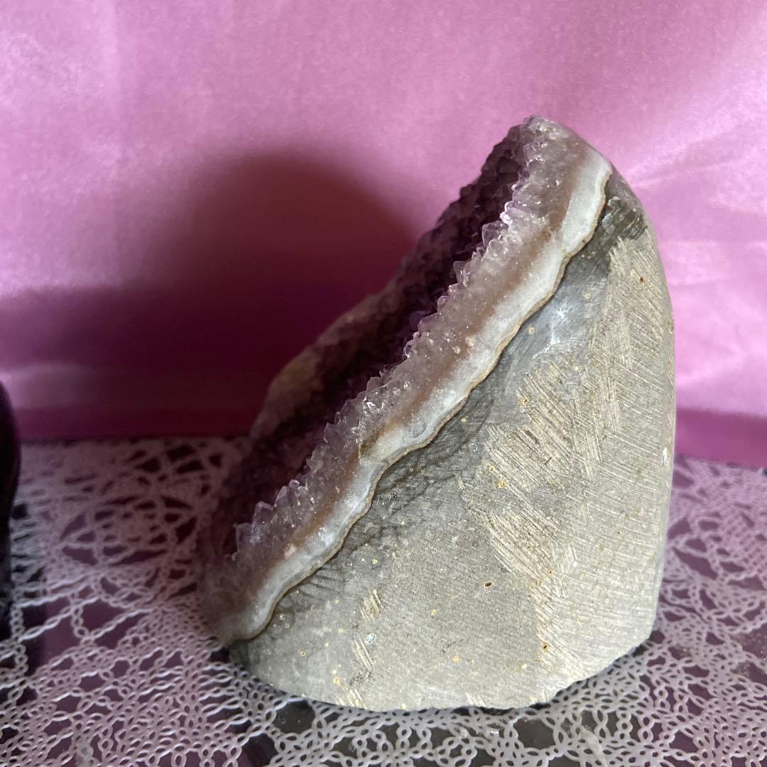 アメジストとピンクアメジスト最高級でずっしり感あり