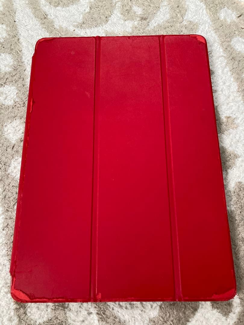 ち*ー様 Apple iPad (第６世代) Wi-Fi 32GB