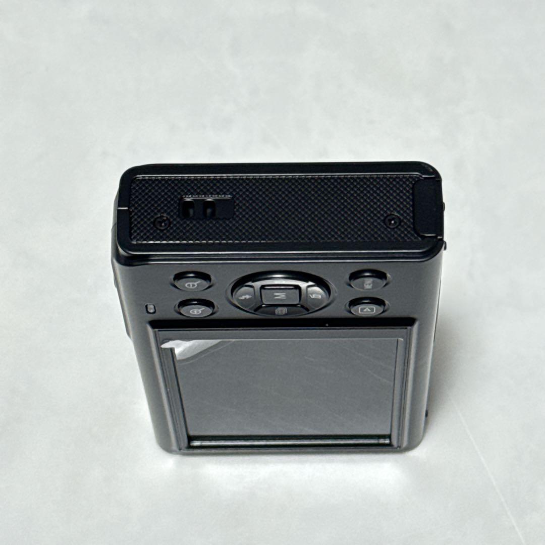 デジタルカメラ 5K デジカメ スマホに送れる WIFI転送機能 7200万画素