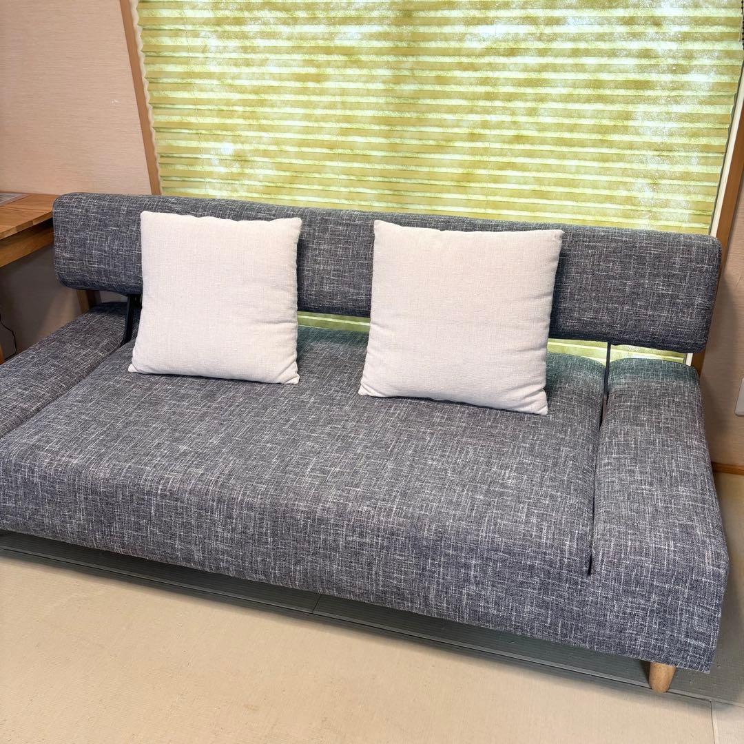 3人掛け ソファベッド グレー系 クッション付き 壁寄せできる セミダブル