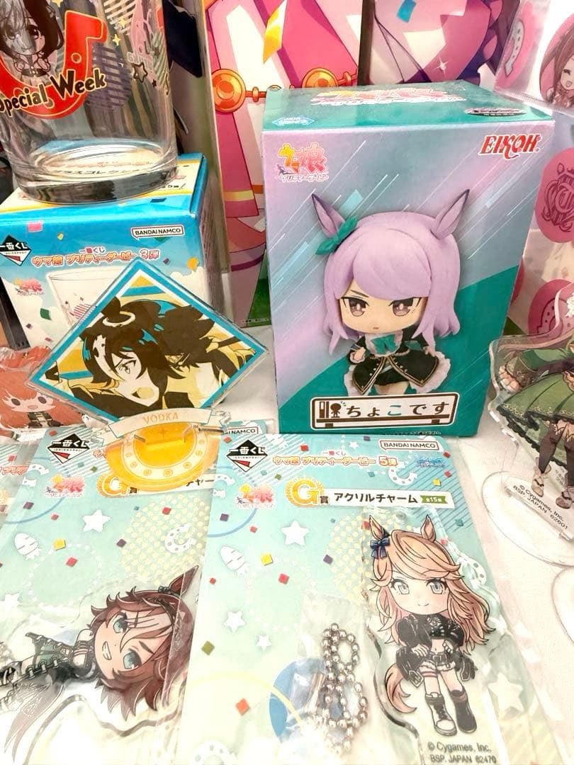 ウマ娘グッズ大量まとめ売り フィギュア アクスタ 海外人気 メジロマックイーン他