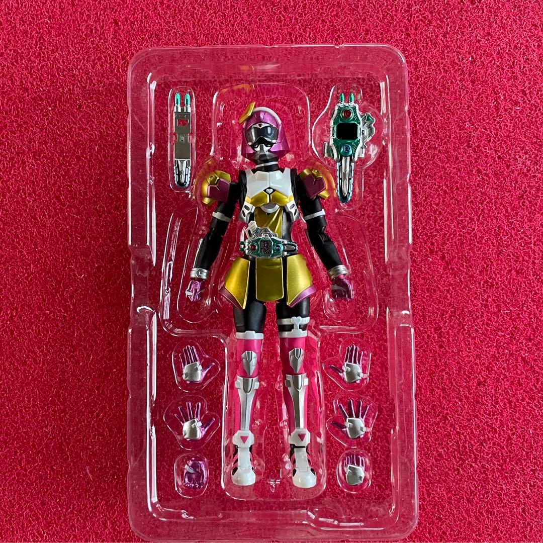 S.H.Figuarts 仮面ライダーポッピー ときめきクライシスゲーマー