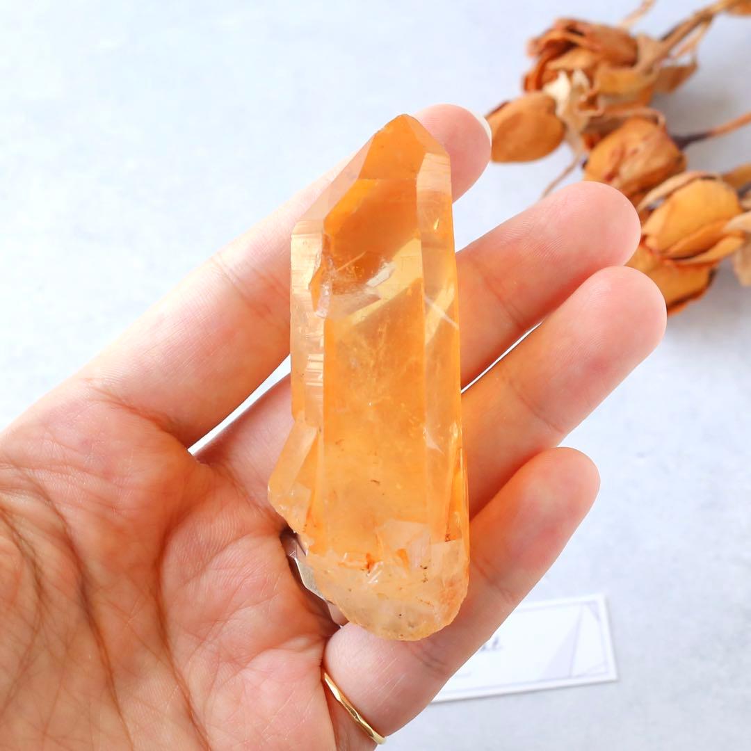 タンジェリンクォーツ 蜜柑水晶 天然石 水晶 鉱物 一点物 健康
