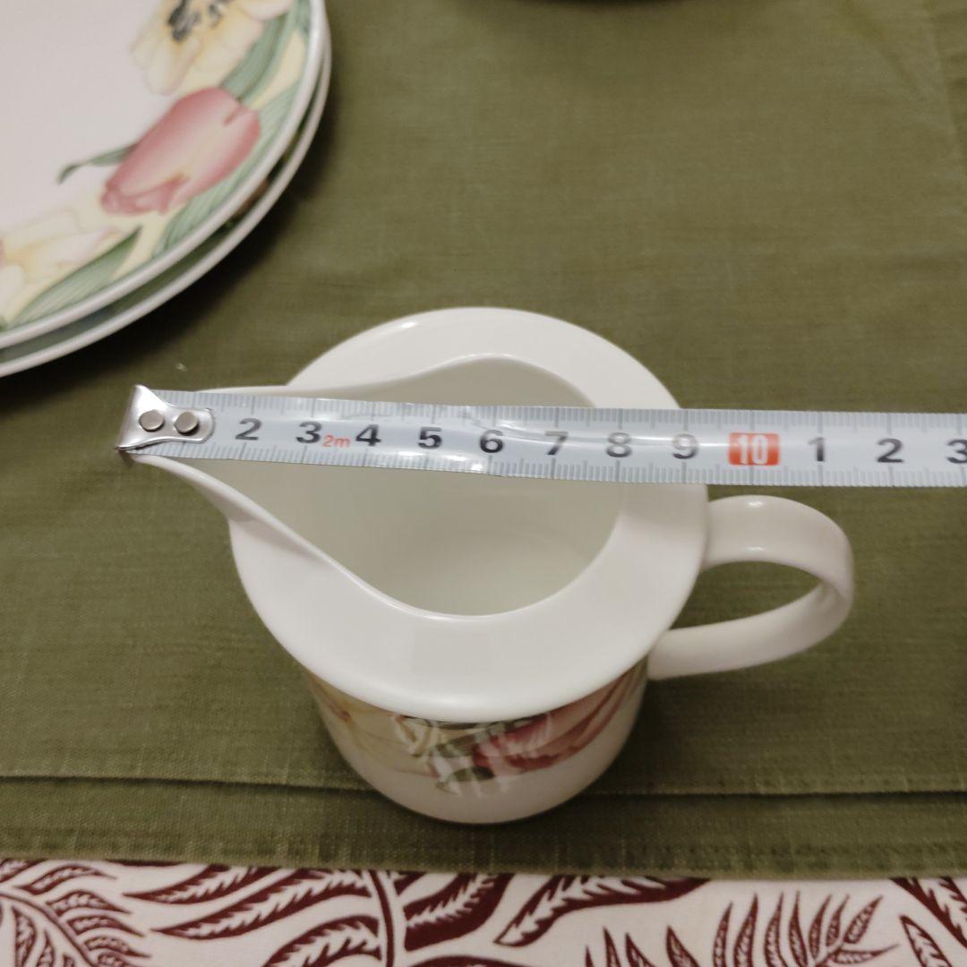 Villeroy & Bochビレロイ&ボッホカナリ　ティーポット、ミルク入れ他