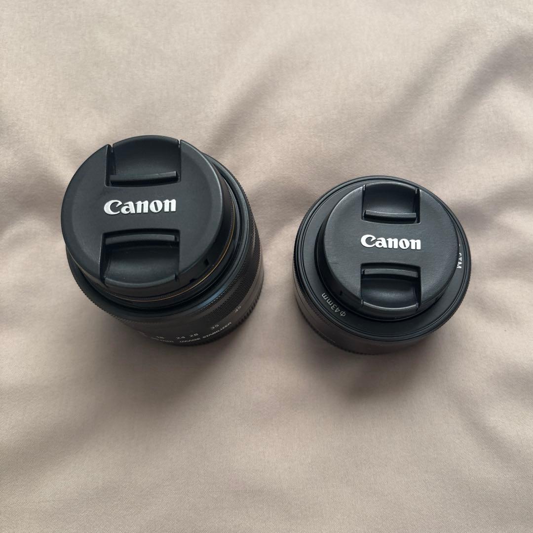Canon ミラーレス一眼カメラ　EOS Kiss M ダブルレンズキット