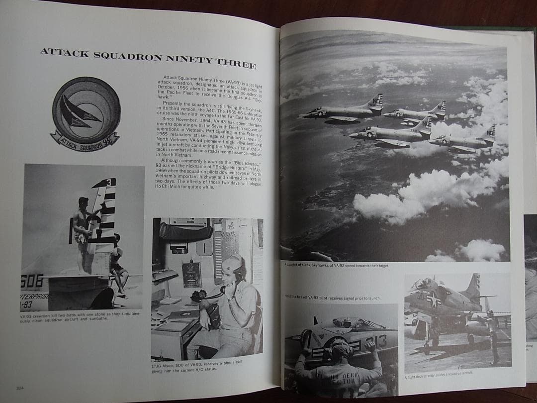 米海軍空母CVAN-65エンタープライズのヴェトナム戦争航海記録クルーズブック