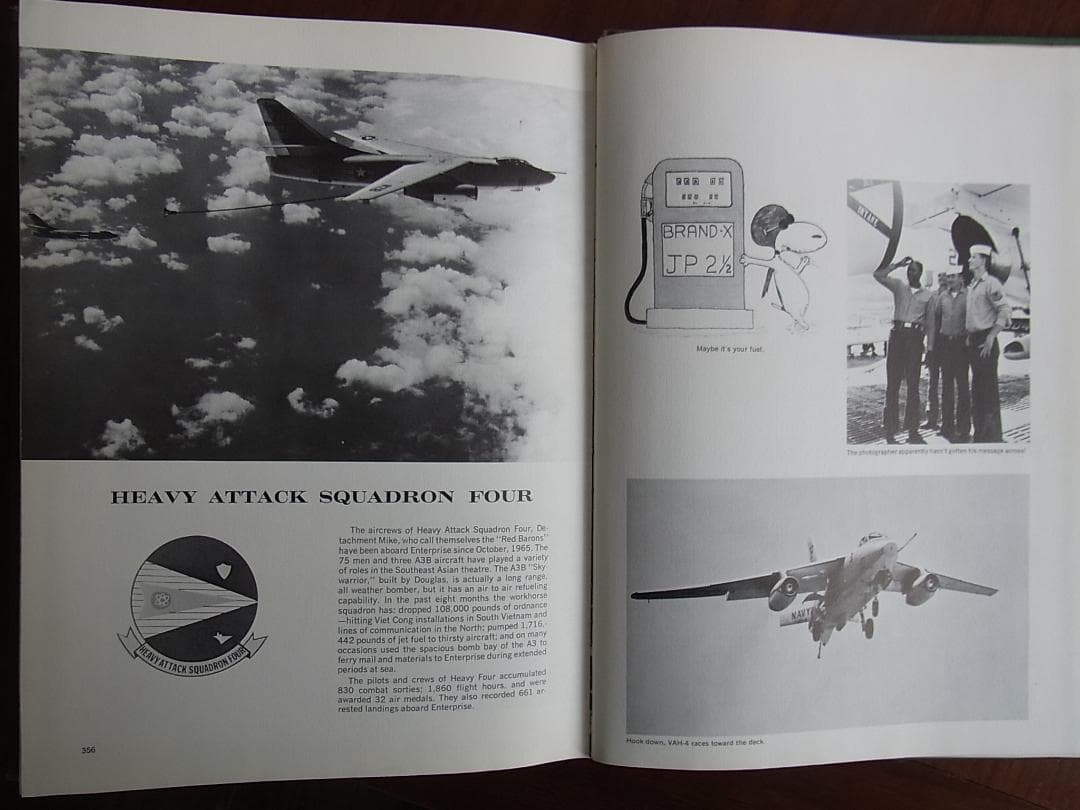 米海軍空母CVAN-65エンタープライズのヴェトナム戦争航海記録クルーズブック