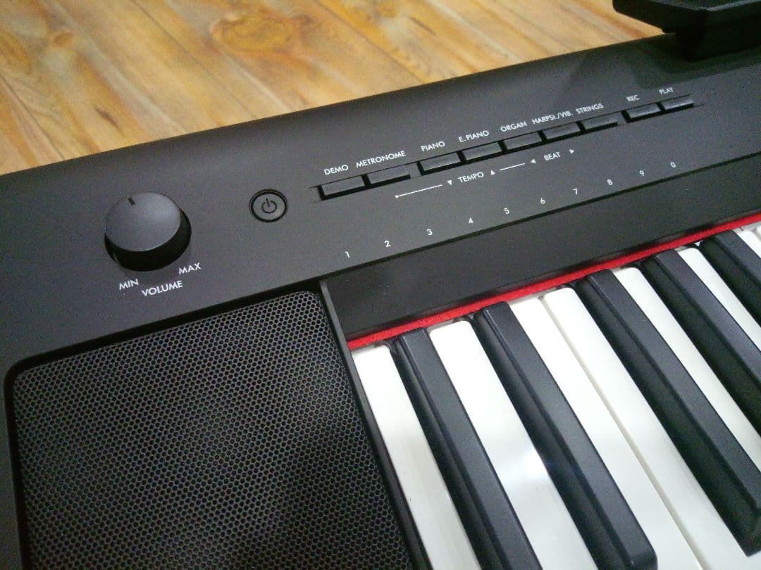 YAMAHA ヤマハ　キーボード　Piaggero NP-15B