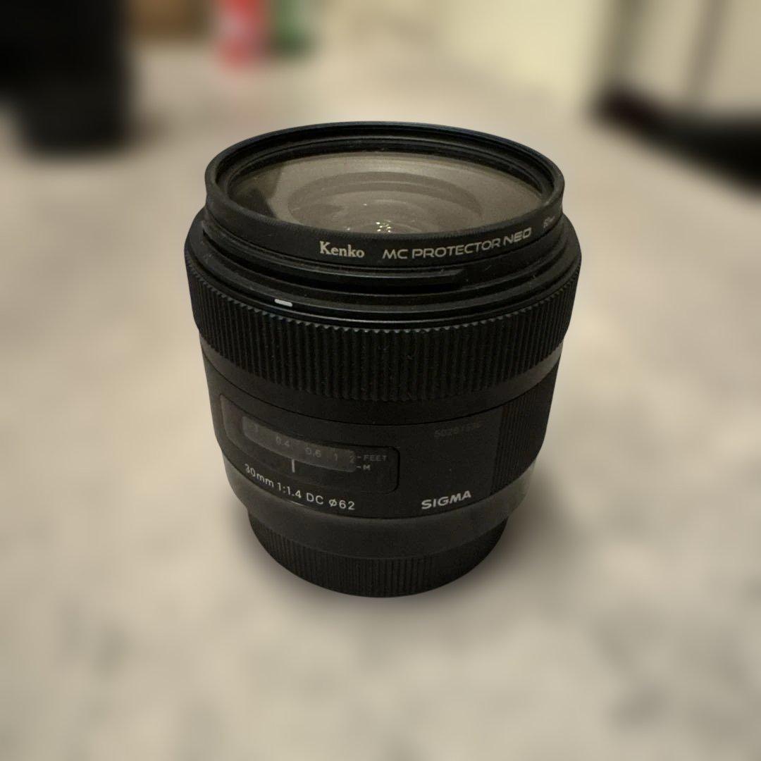 SIGMA シグマArt 30mm F1.4 DC HSMキヤノン用