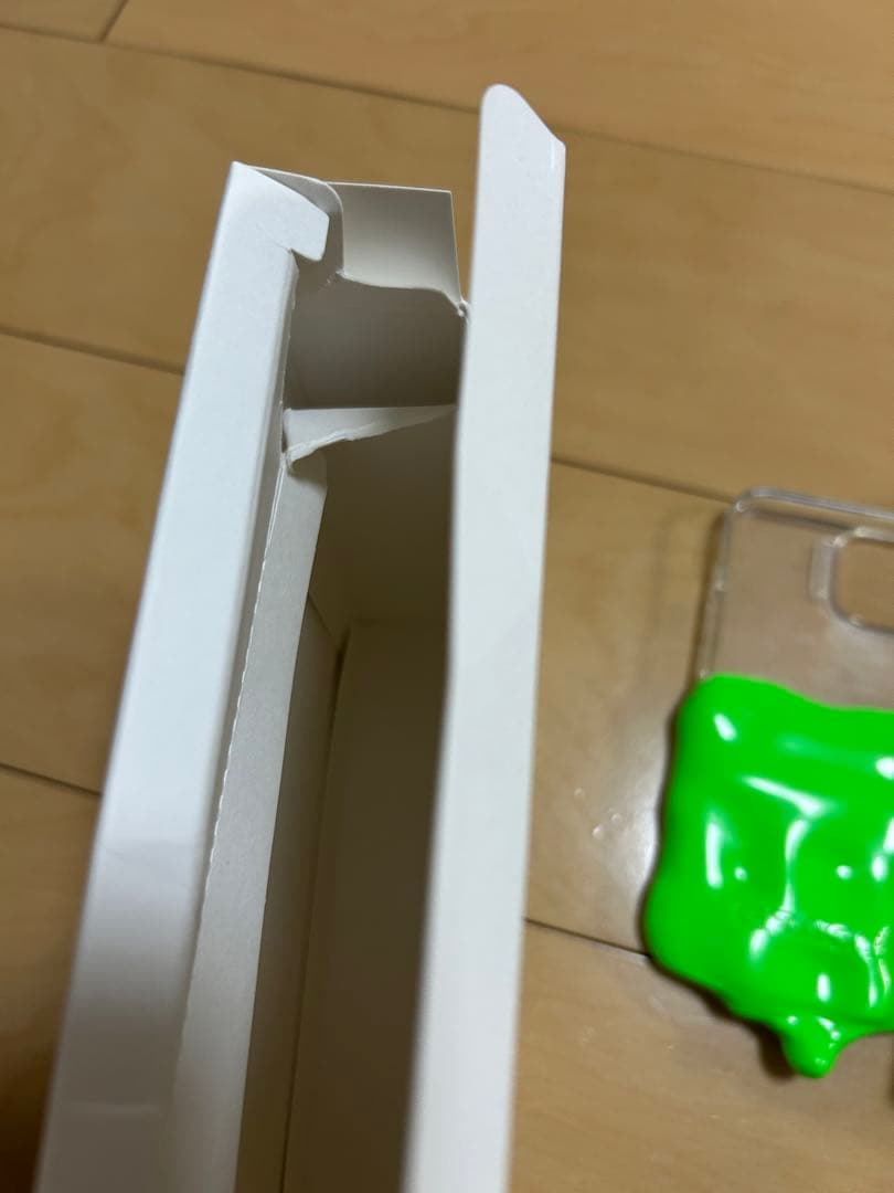 GRAGG ネオングリーン iphone14 ケース