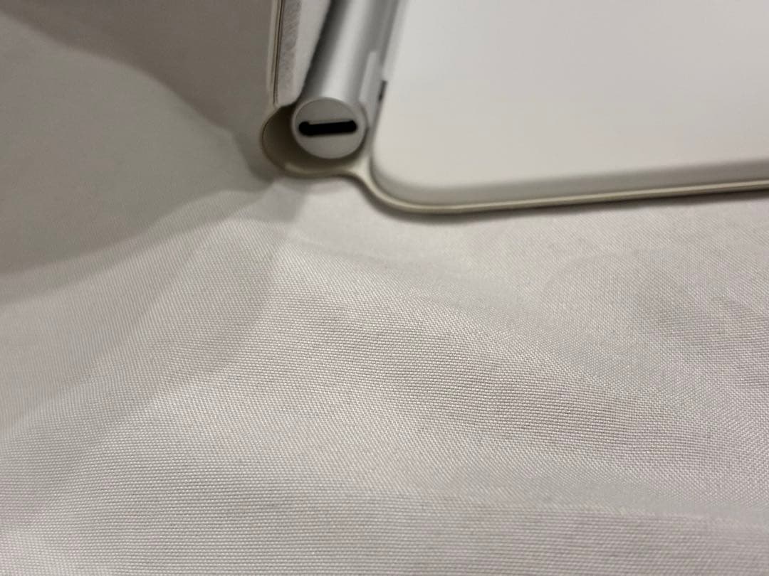 【美品】Apple iPad Magic Keyboard A2480