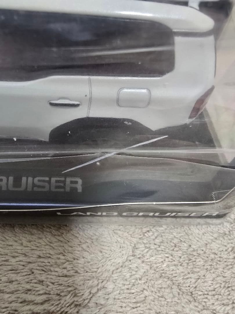 1/30 トヨタ カラーサンプル ランドクルーザー250 プラチナホワイト 角目