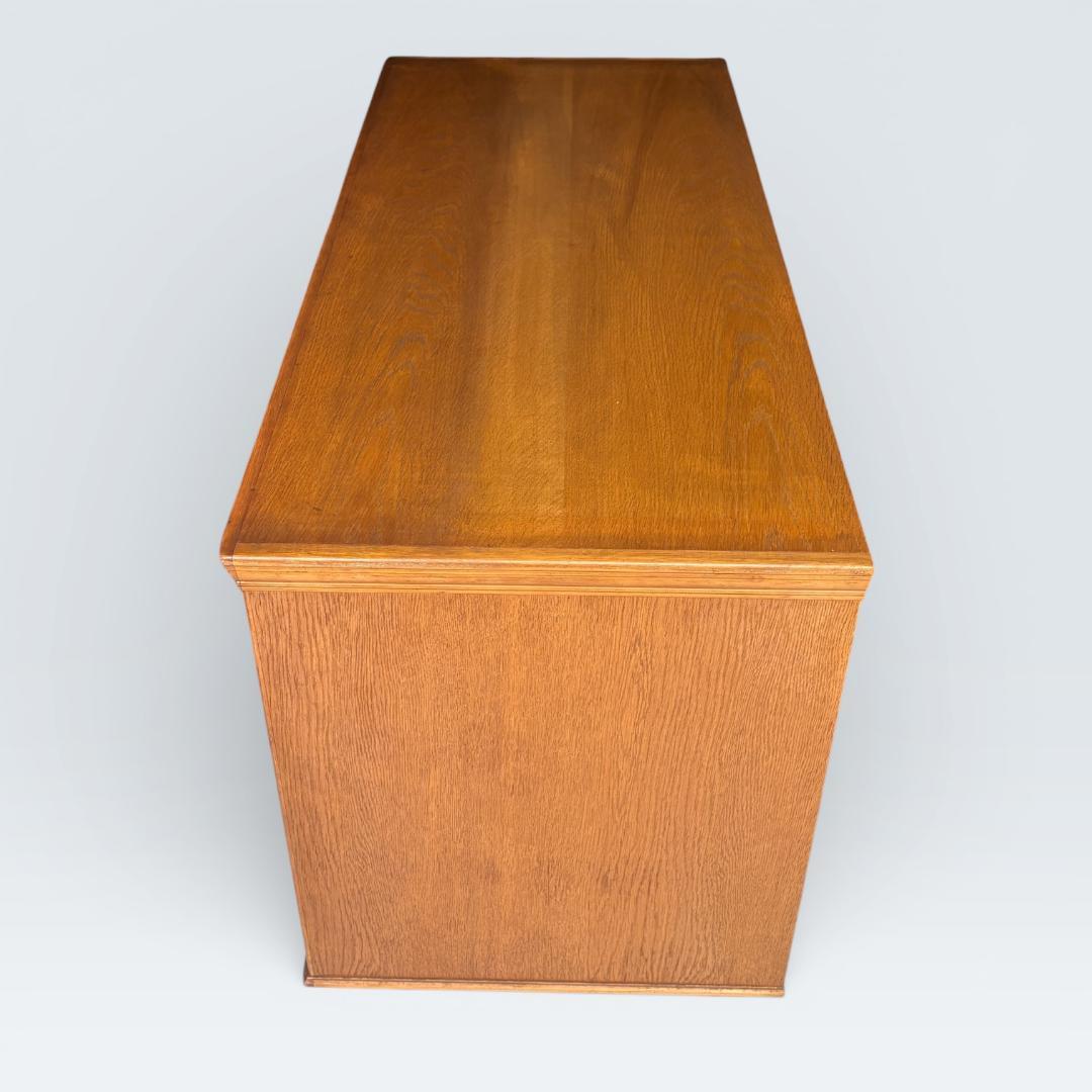 英国アンティーク調 ローチェスト 3段 テレビ台 収納 家具