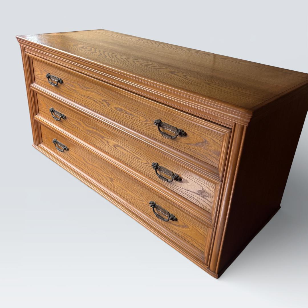 英国アンティーク調 ローチェスト 3段 テレビ台 収納 家具