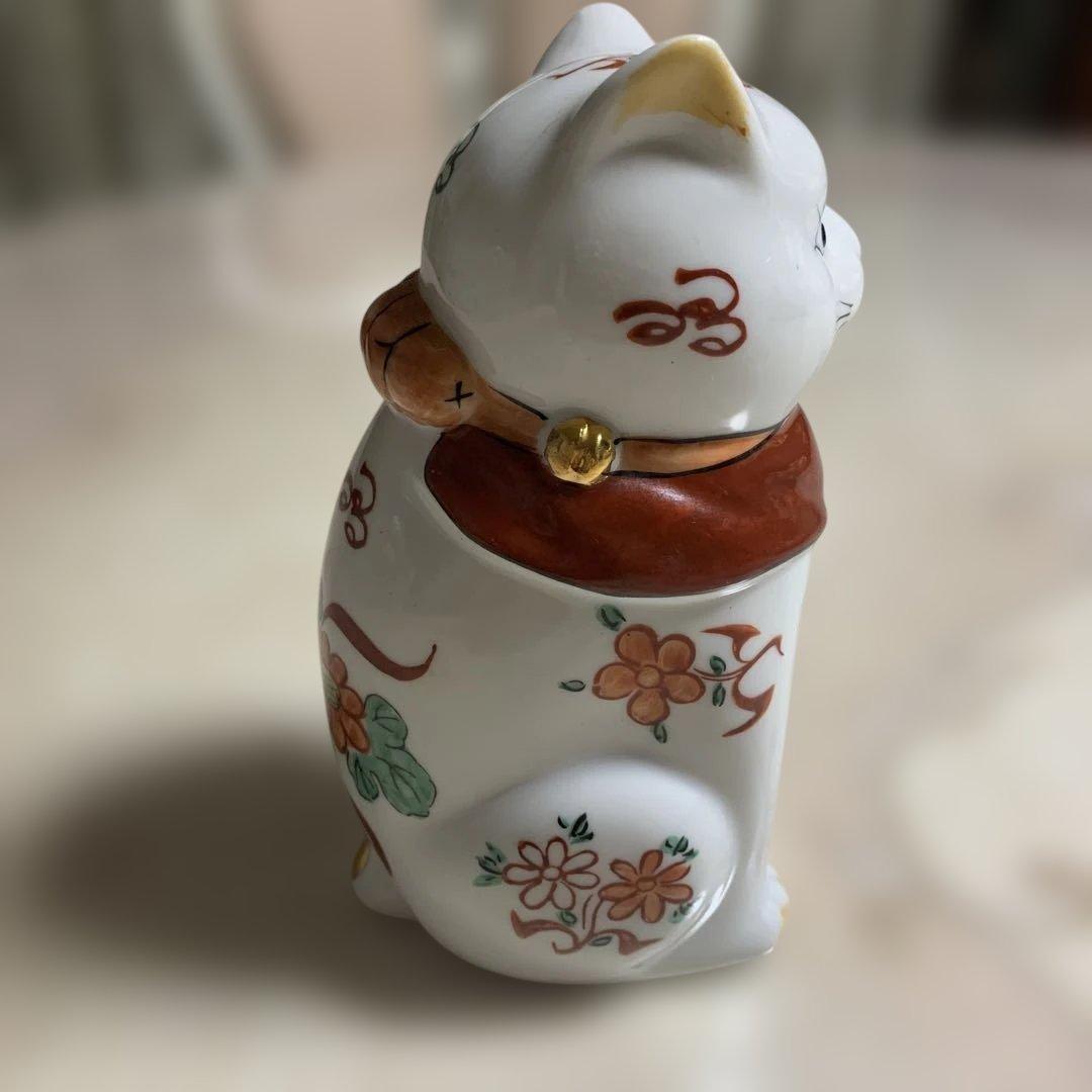 招き猫　　伊万里焼き