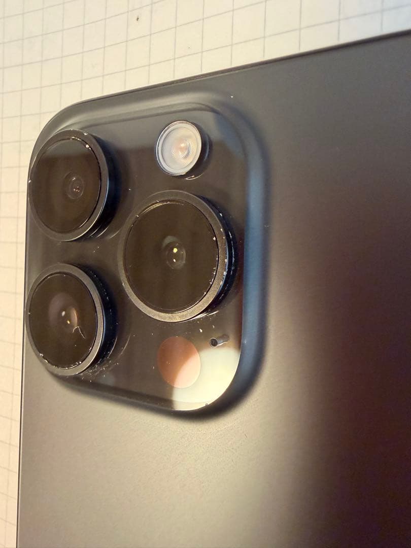 【値下げ】Apple iPhone 15Pro 128gb ブラックチタニウム