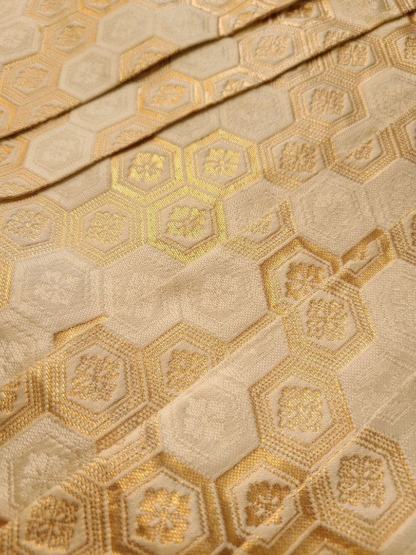 中古　七五三　レトロ　アンティーク　男の子　着物　５歳７歳　袴　タカ　鷹　黒　金