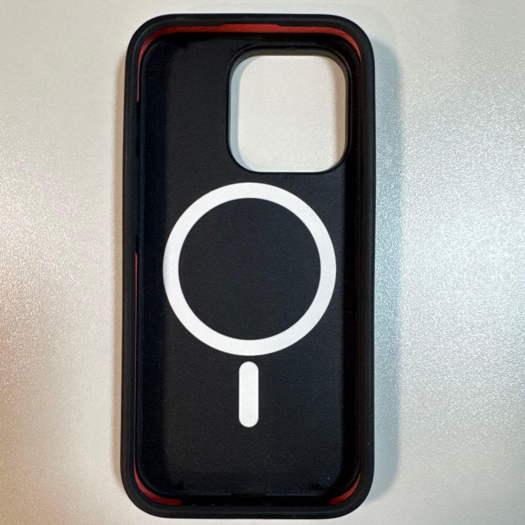 iPhone 15 Pro用　メゾンキツネ　ケース