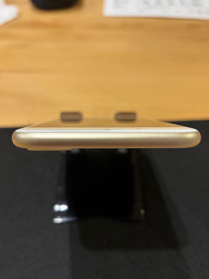 iPhone7 Plus ゴールド　128GB SIMロック解除済み