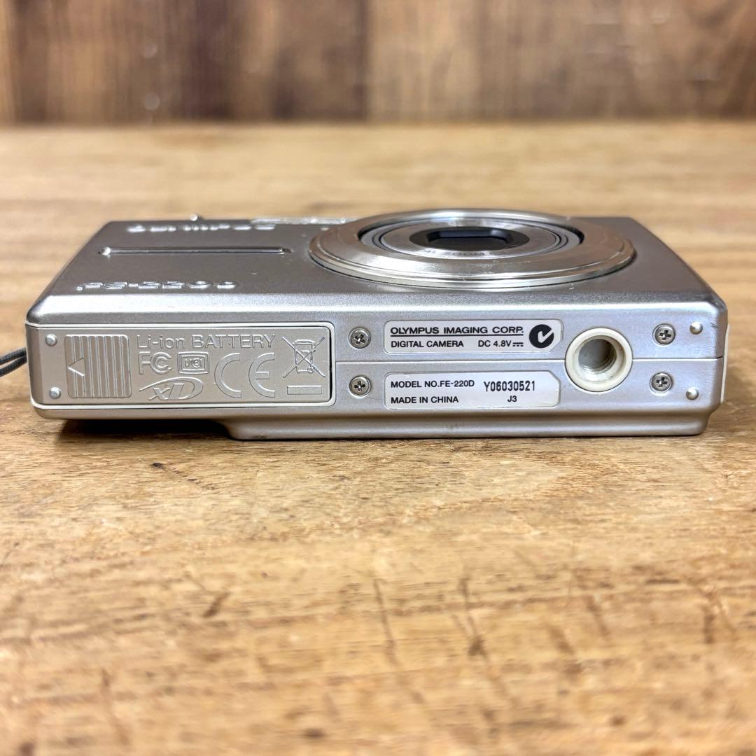 Olympus オリンパス CAMEDIA キャメディア　FE-220D