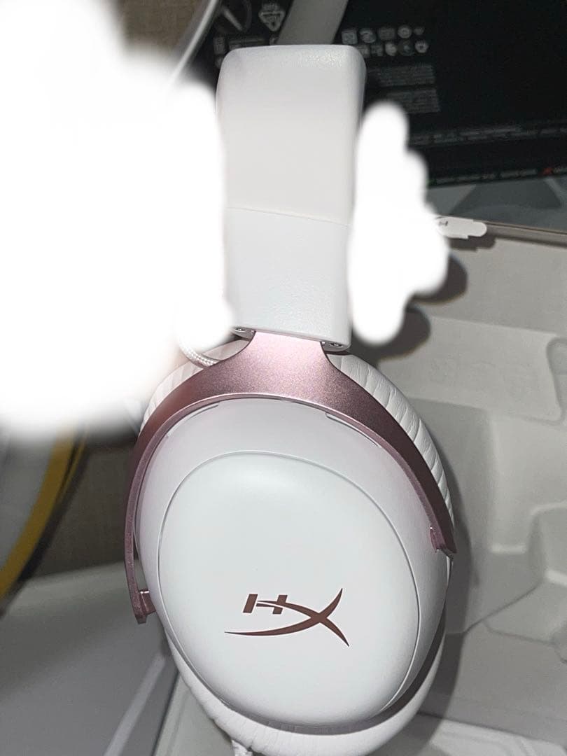 HyperX Cloud III  ゲーミングヘッドセット