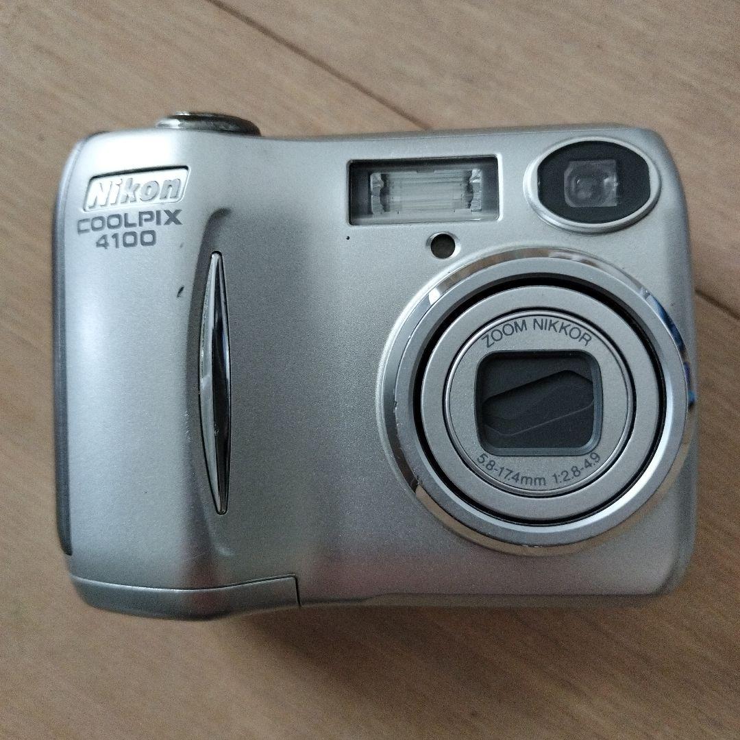 完動品【Nikon COOLPIX E4100 】 コンパクトデジタルカメラ