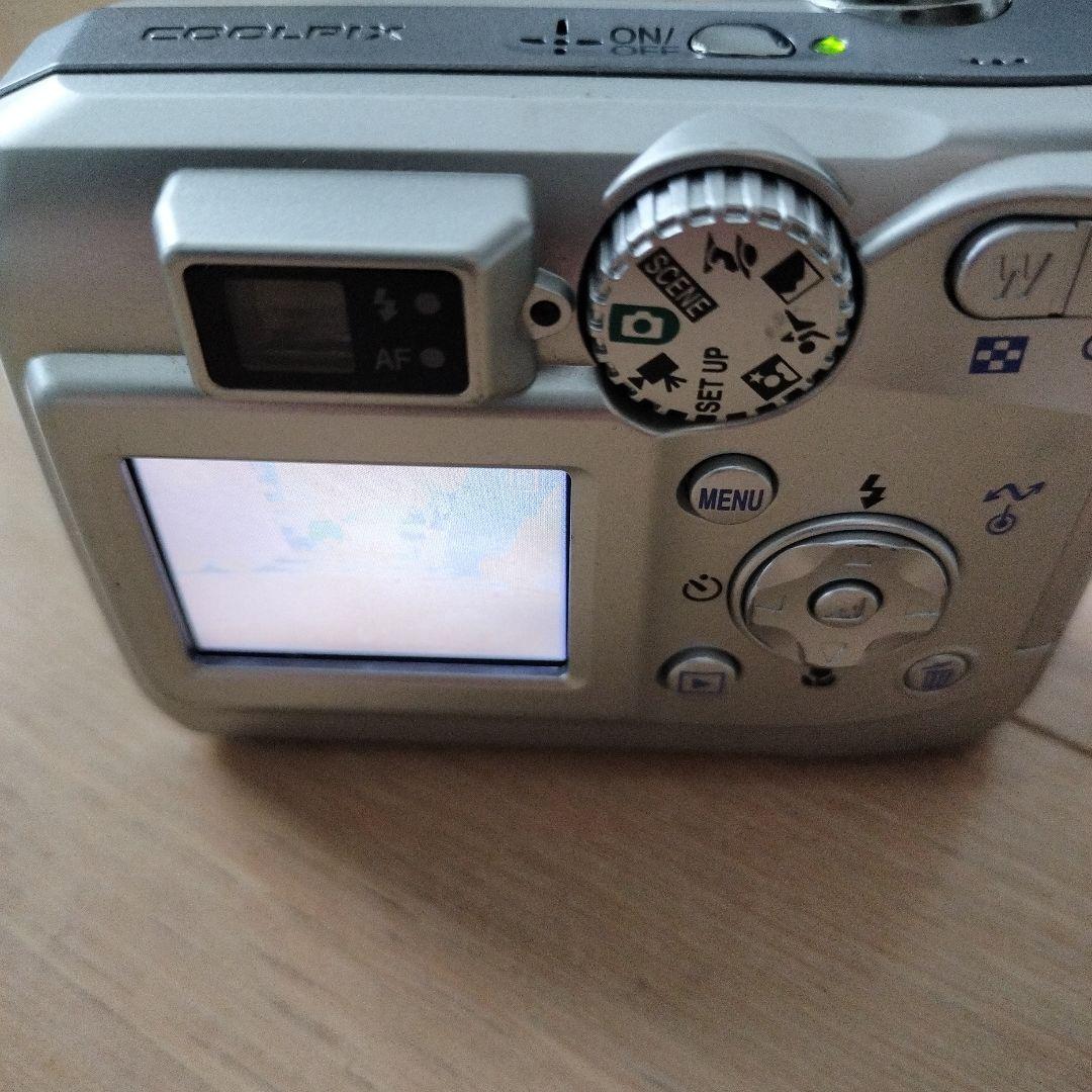 完動品【Nikon COOLPIX E4100 】 コンパクトデジタルカメラ