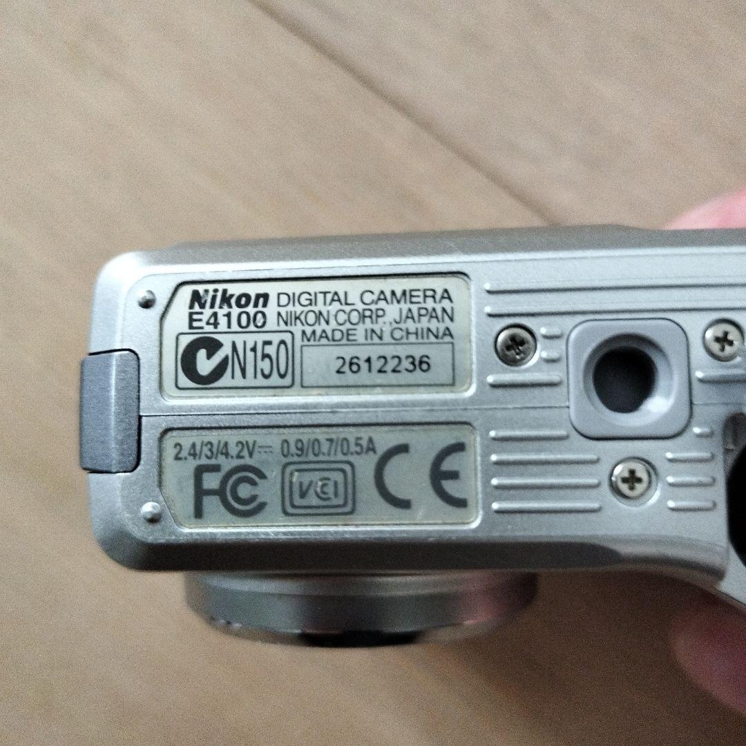 完動品【Nikon COOLPIX E4100 】 コンパクトデジタルカメラ