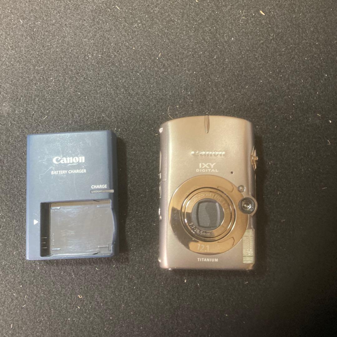 Canon IXY デジタルカメラ チタン