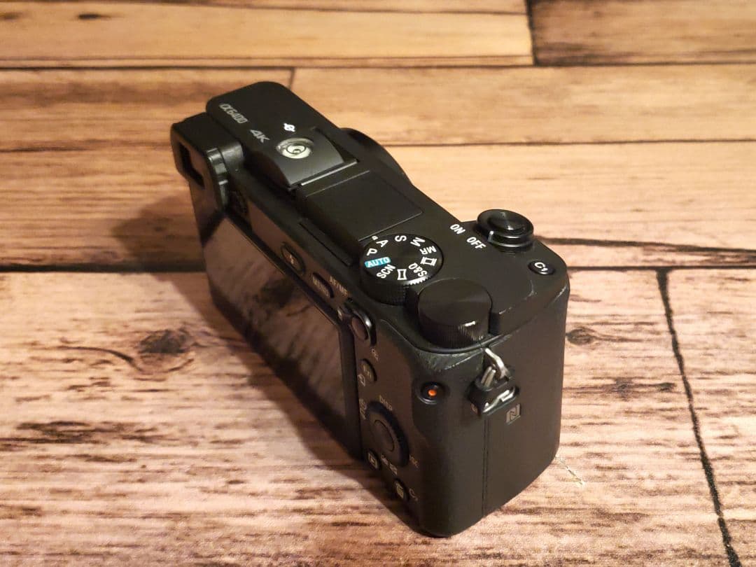 早い者勝ち【美品】SONY α6400 ボディ本体　バッテリー