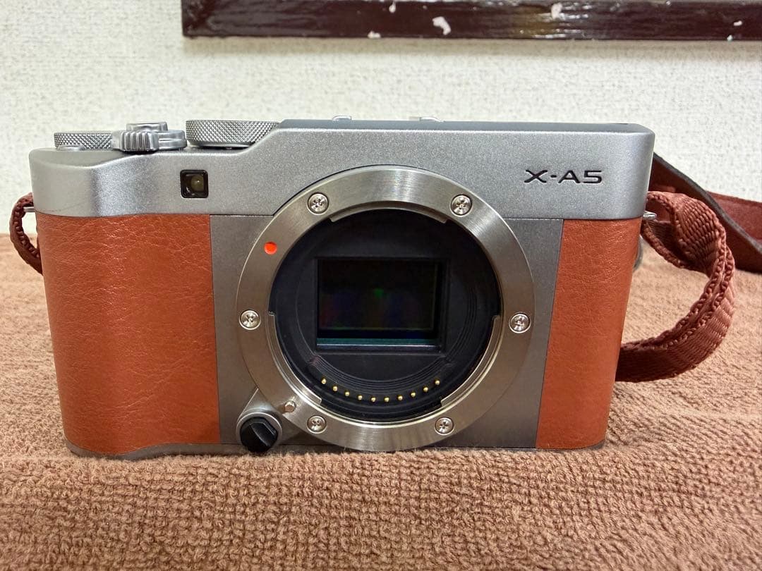 FUJIFILM X-A5 ミラーレス一眼カメラ