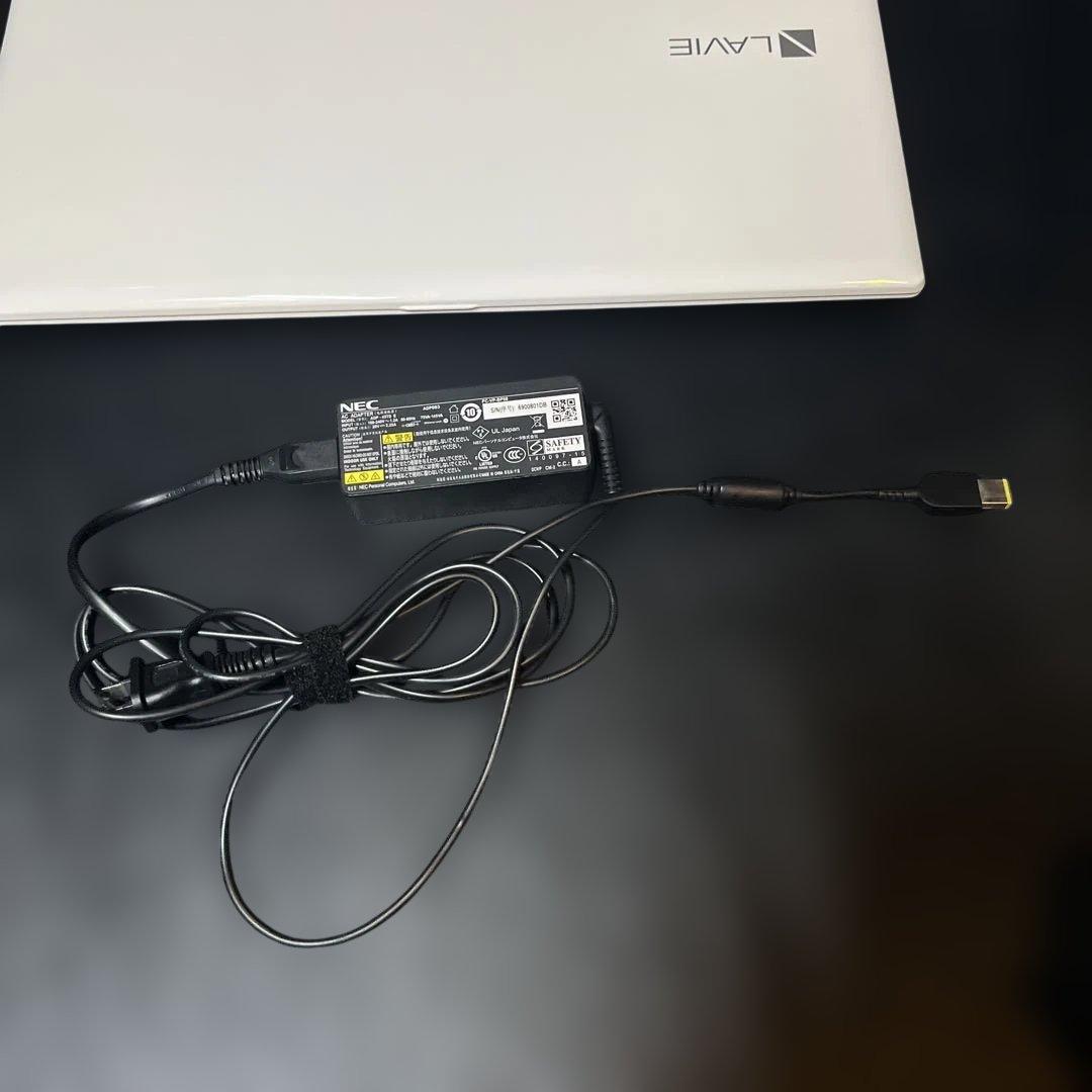 LAVIE ホワイト ノートPC