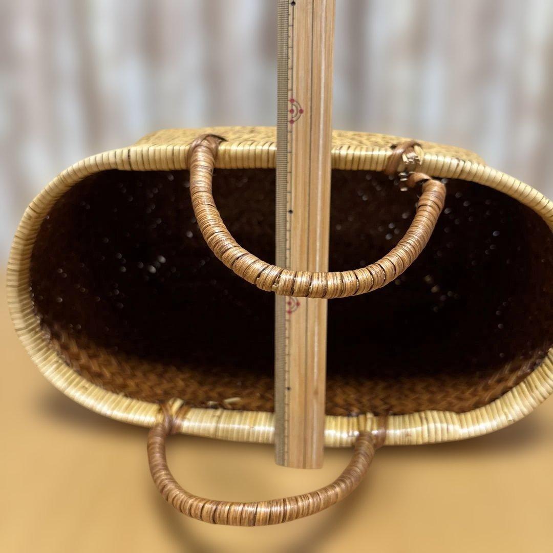 岩手鳥越竹細工、手提げカゴ、柿渋加工　取っ手破損箇所あり