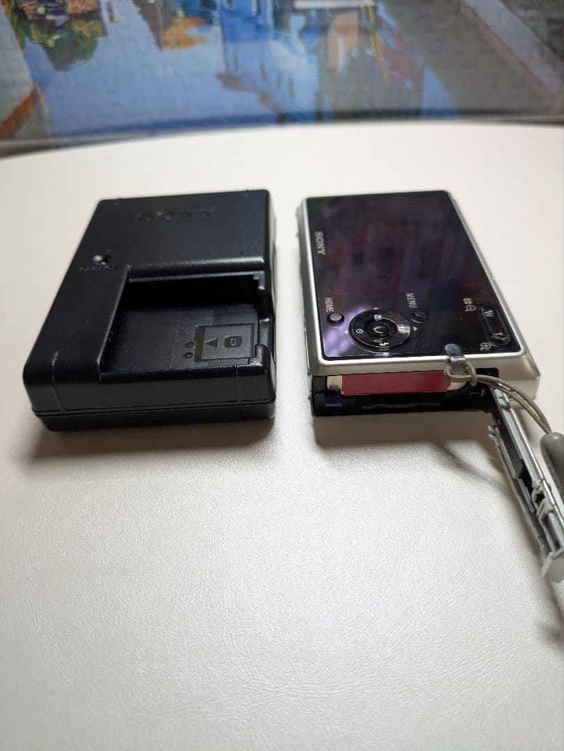 SONY ソニー Cyber-Shot DSC-T20 シルバー　デジカメ