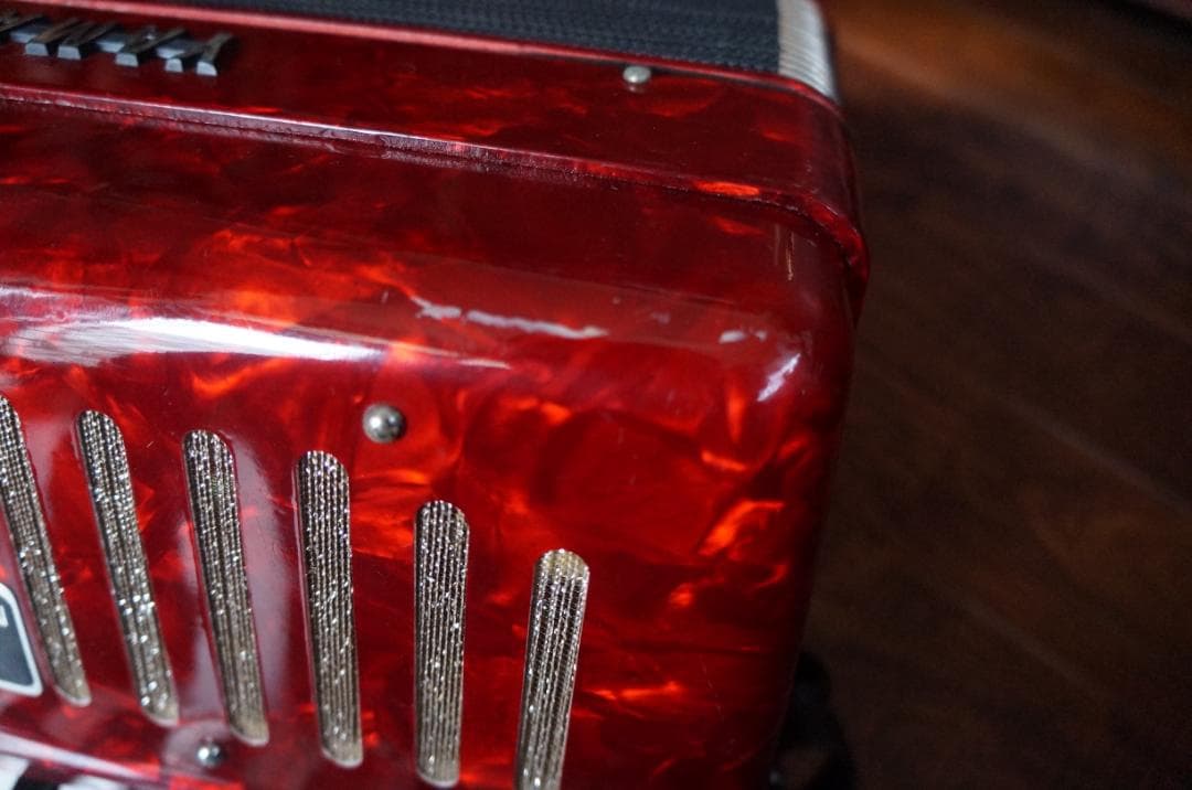 稼働品・YAMAHA・ヤマハ・S-25B・赤・アコーディオン・白黒25・鍵盤楽器