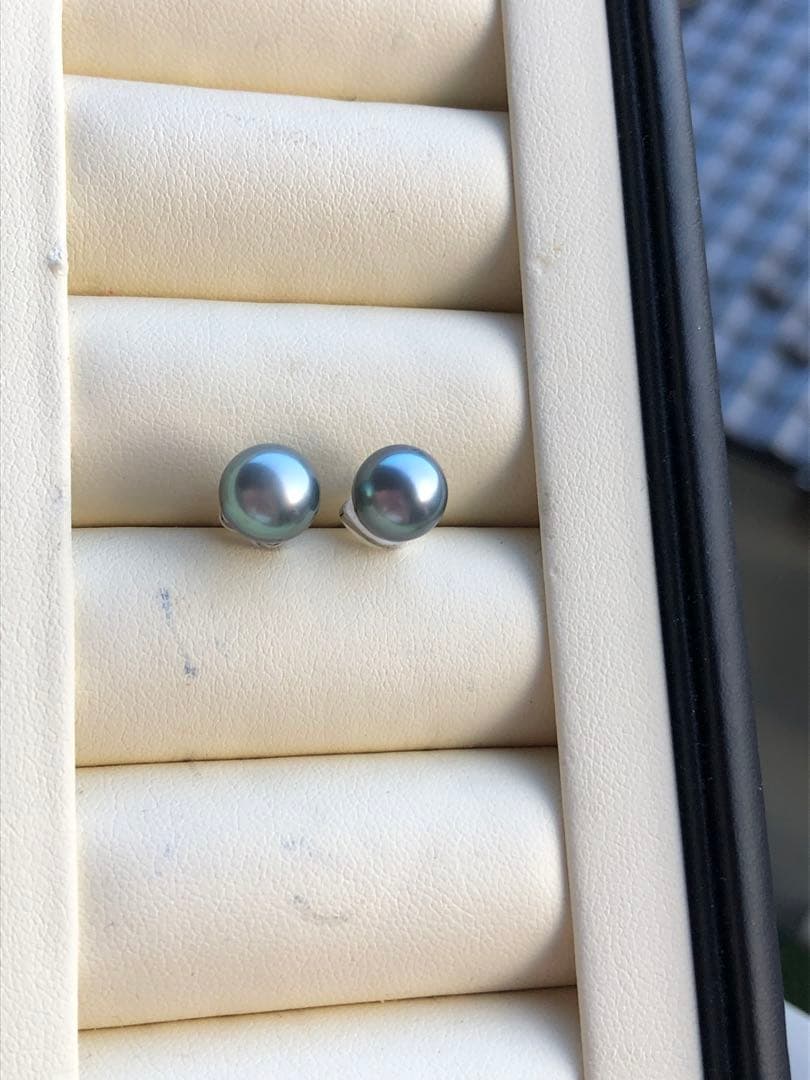 黒蝶真珠　ピアス　タヒチ産パールSA12