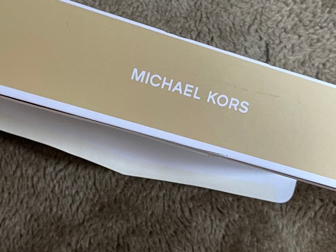 (未開封)マイケルコース iPhone15 ケース MICHAEL KORS