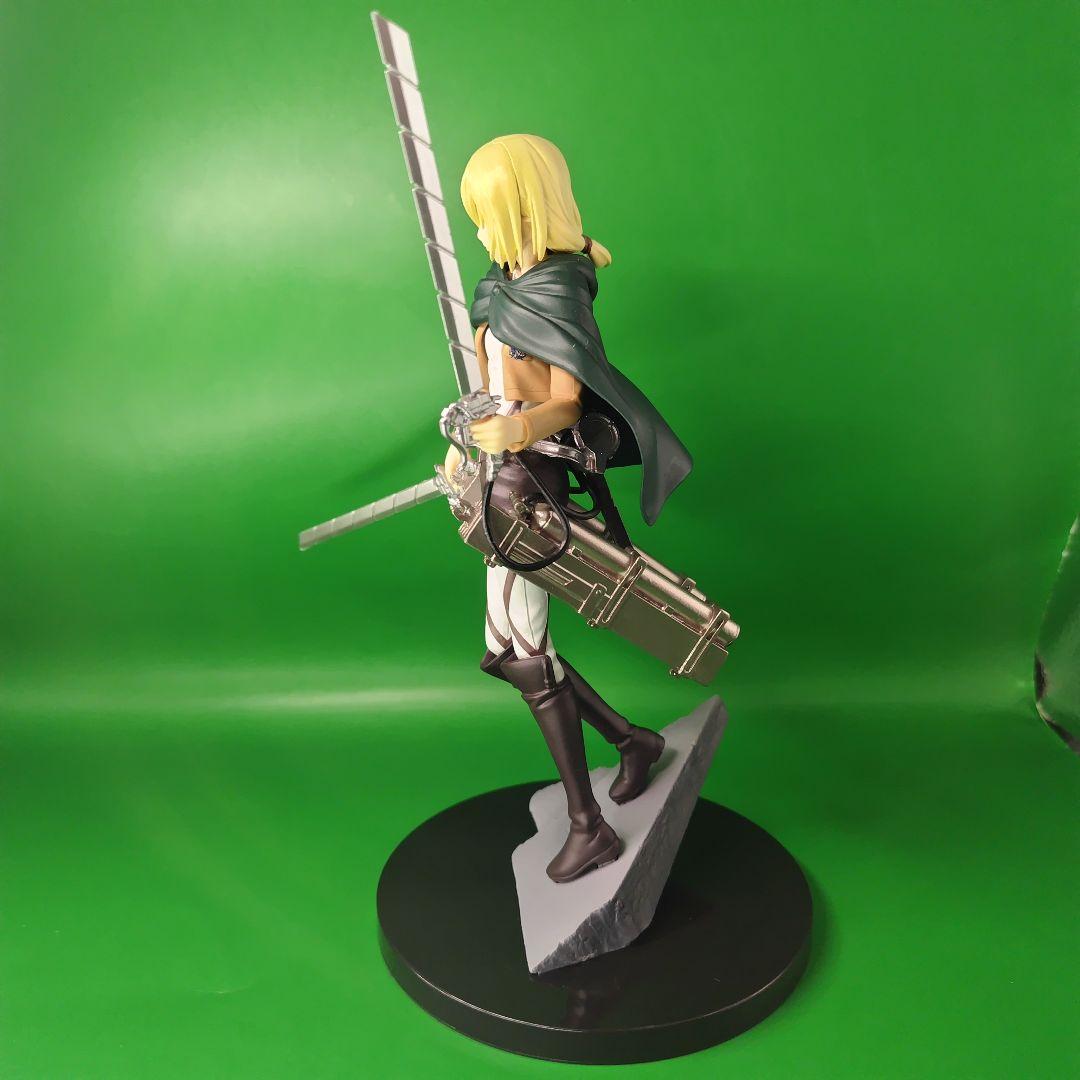 美少女フィギュア　進撃の巨人　タイトー　クリスタ・レンズ フィギュア ジャンク