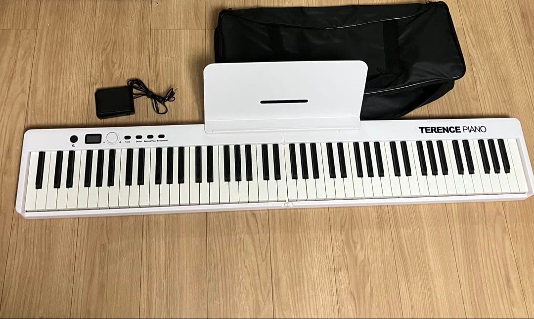 TERENCE PIANO 88鍵 ホワイト電子ピアノ