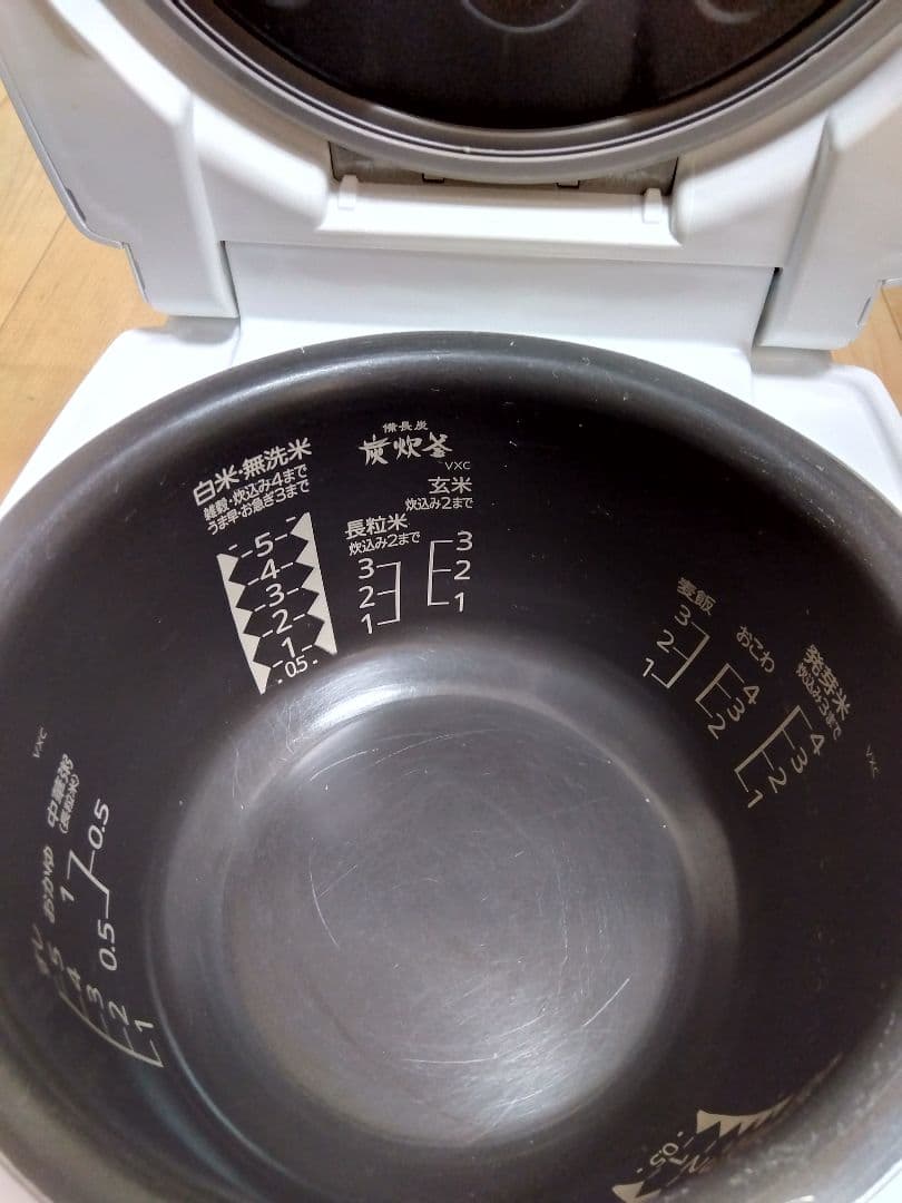 【ちゃたろう】三菱電機 炊飯器 NJ-VXD10 5.5合（2022年製）