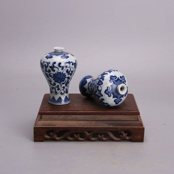 青花纏枝蓮梅瓶 景徳鎮 磁器 現代工芸品 美術品 装飾品 置物 一対