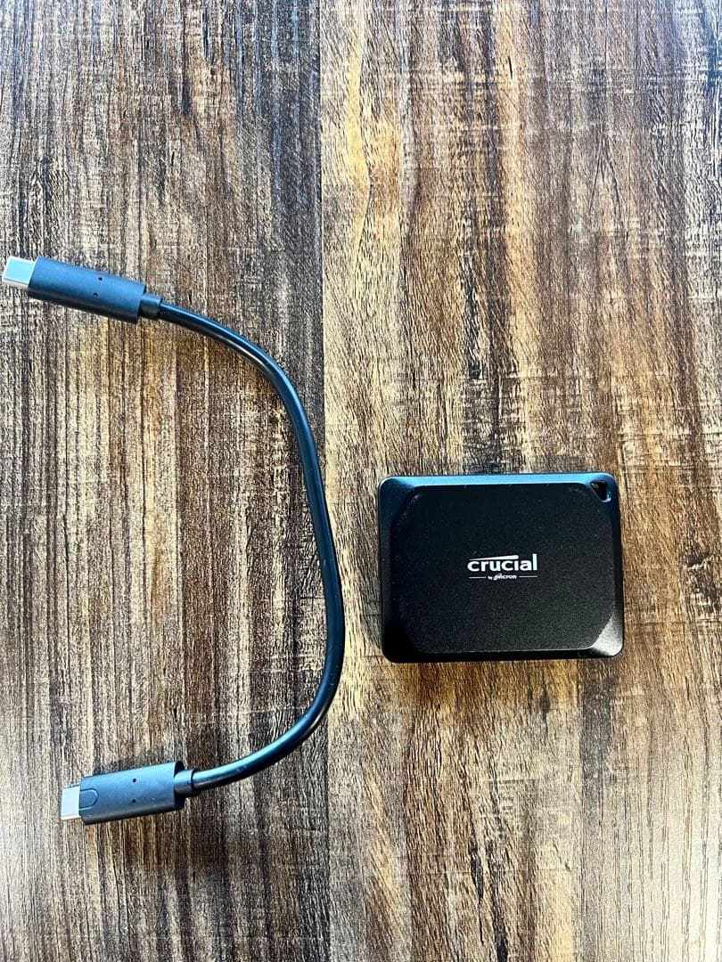 Crucial X10 Pro 1TB ポータブルSSD