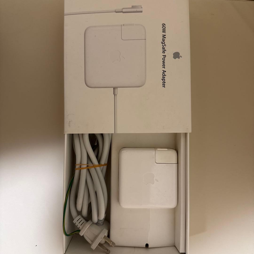 Apple MacBook Pro 充電器付き
